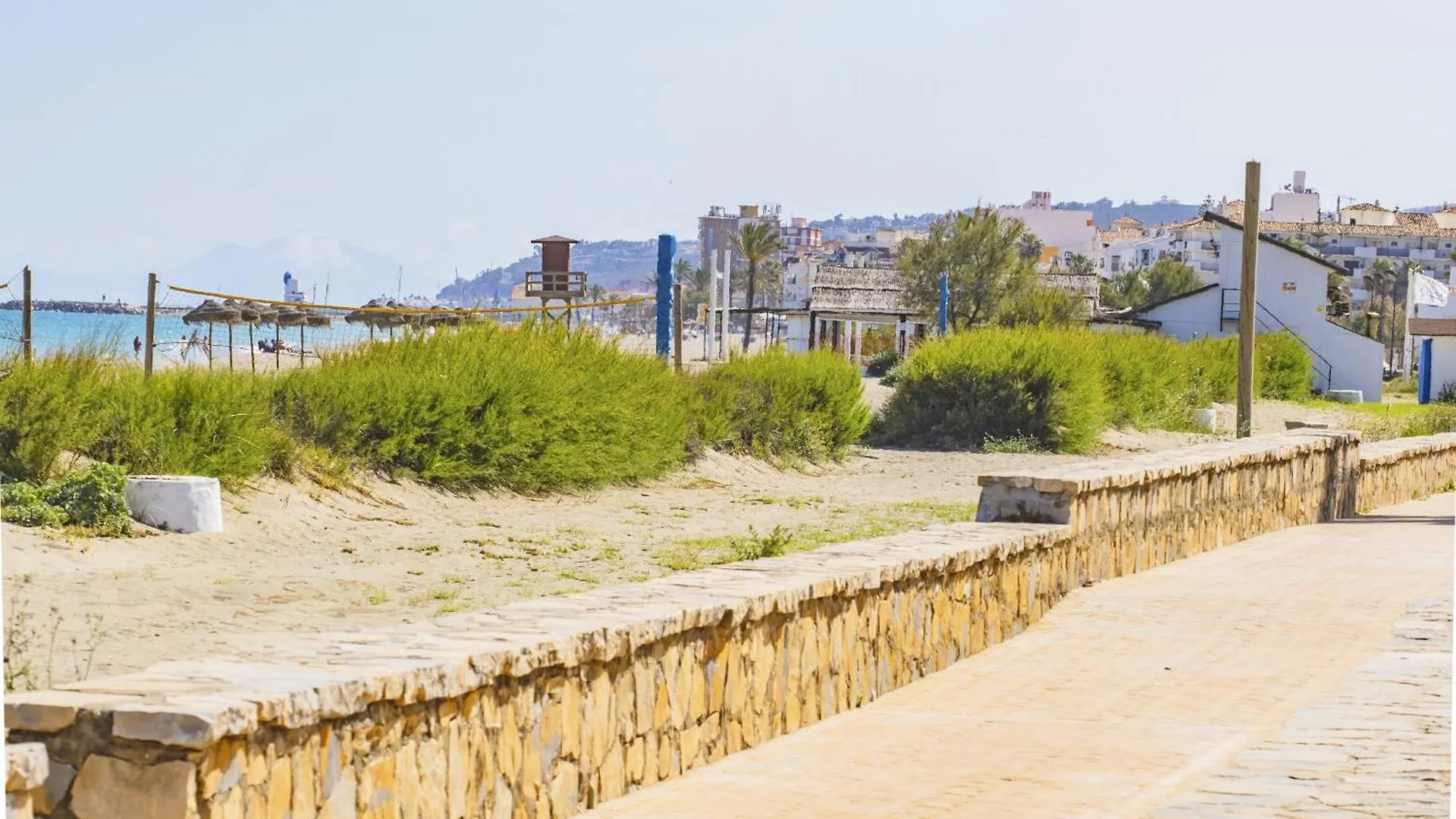 Cubo'S Beachfront Marina De Casares House Manilva